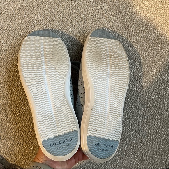 Cole Haan Crosscourt Blue Perforated Sneakers Size 7.5 - Picture 3 of 5